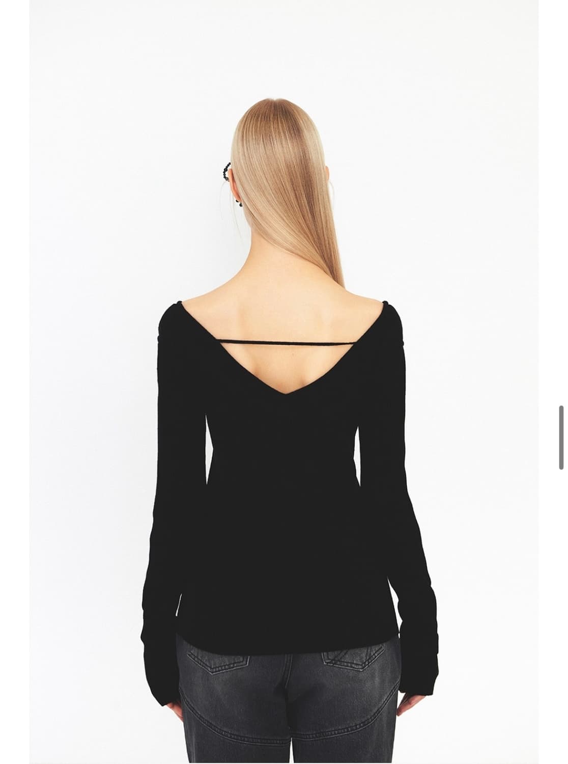 다이애그널 V NECK STRAP KNIT (ivory) 상품이미지6