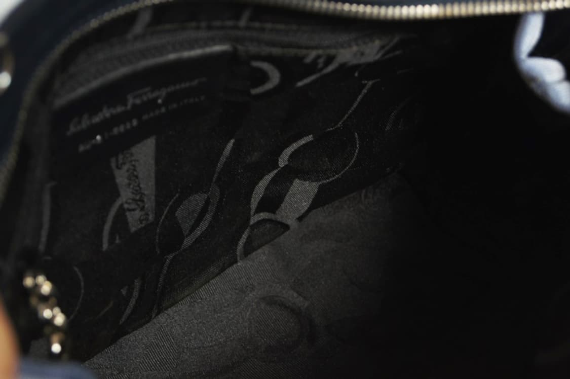 페라가모 정품 바라리본 체인 토트 숄더백 상품이미지7