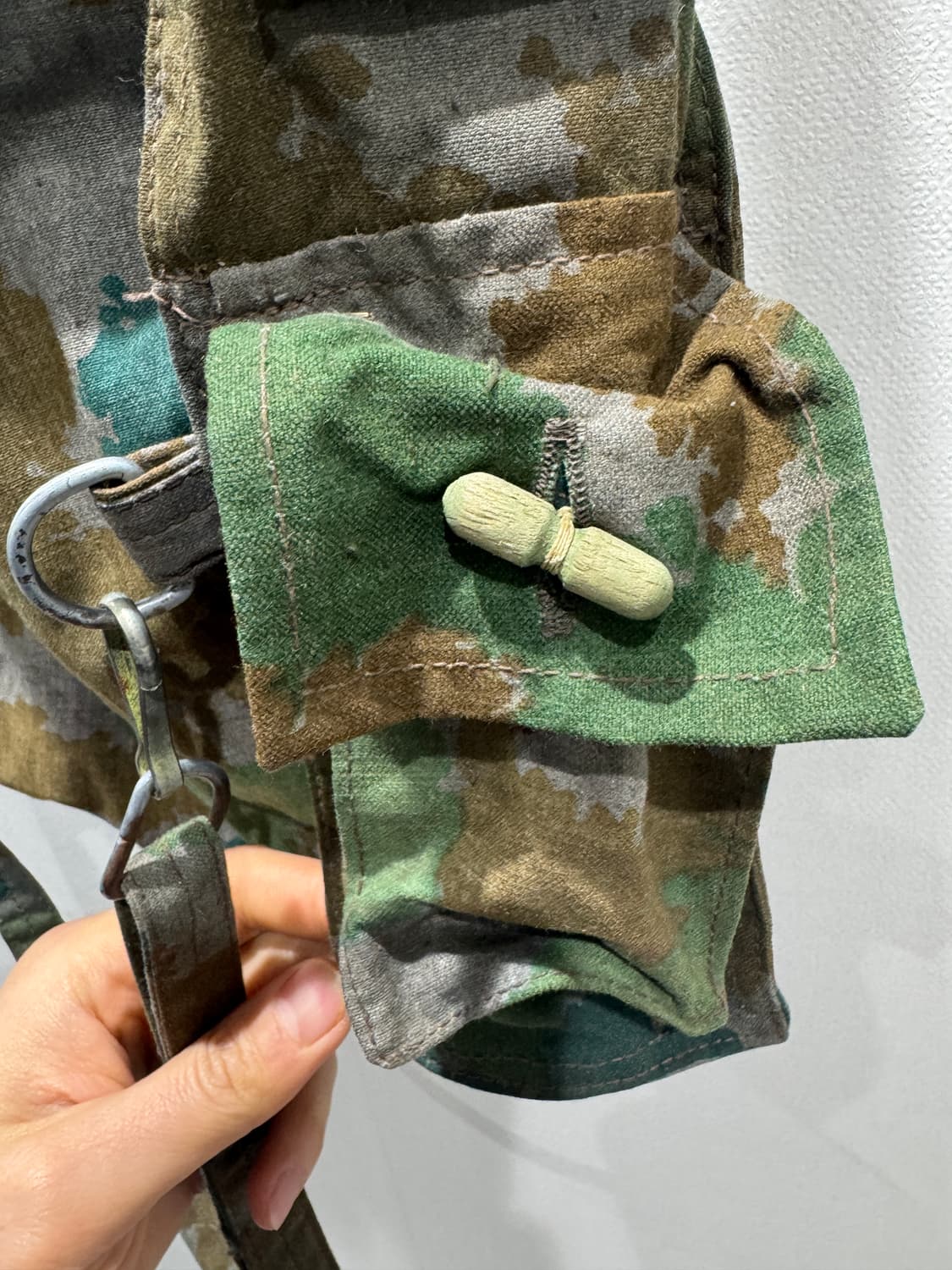 *초레어* 60s 동독군 NVA 가스 마스크 백 상품이미지6