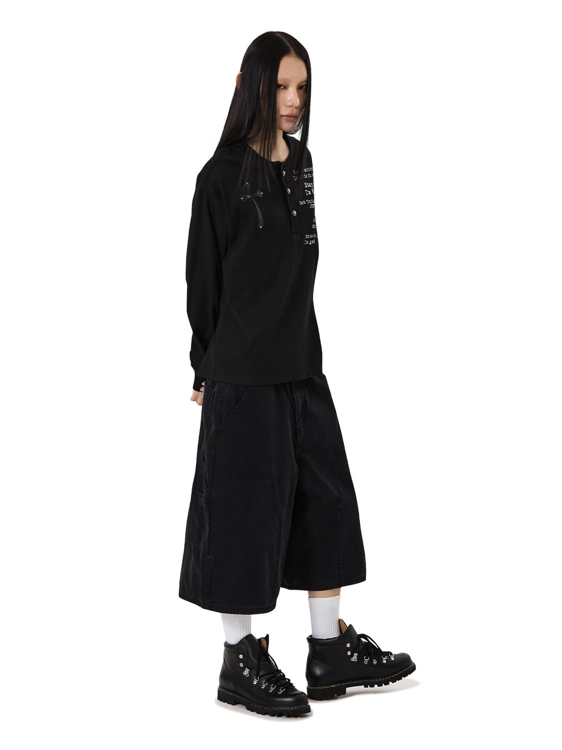 BLESSED HENLEY L/S TOP - BLACK 상품이미지1