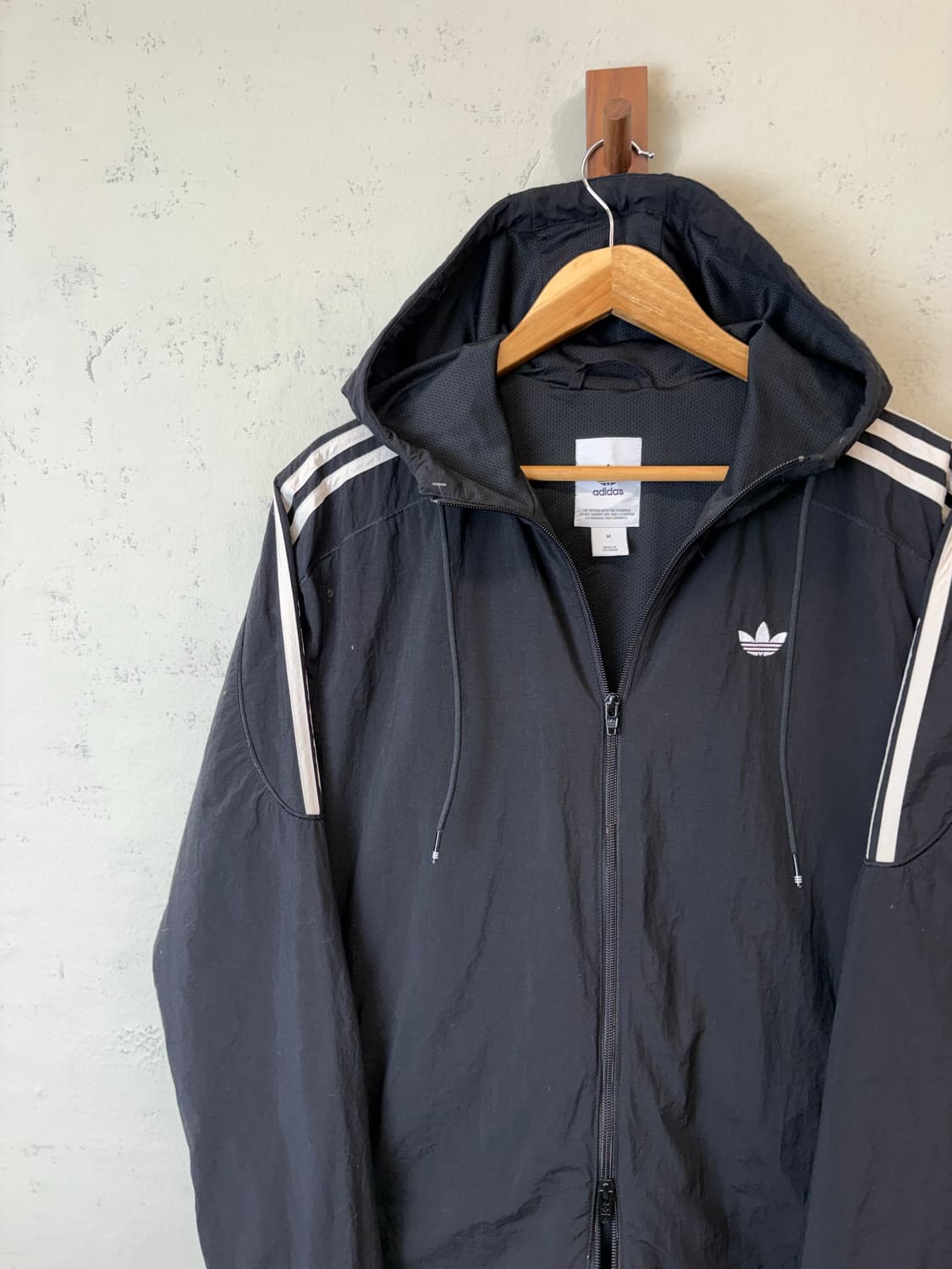 아디다스 파이어버드 신형 투웨이 삼선 바람막이 블랙 상품이미지5