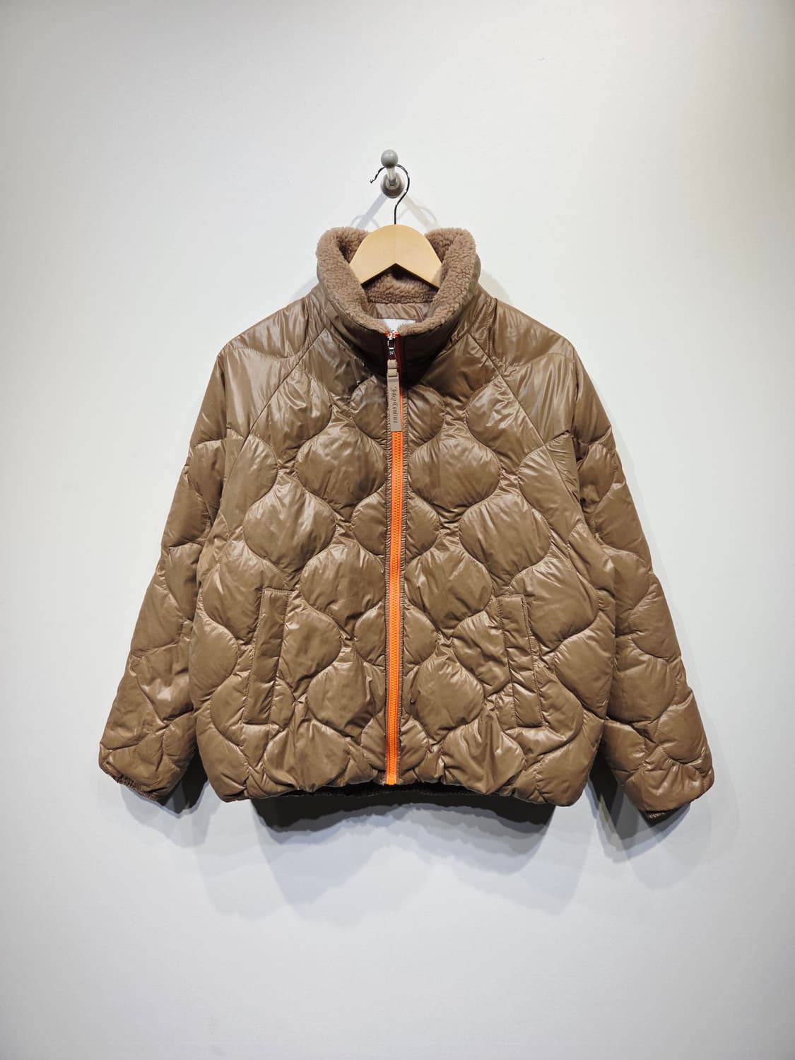 쥬시꾸뛰르 골프 퀼팅 덕다운 패딩 자켓 상품이미지2