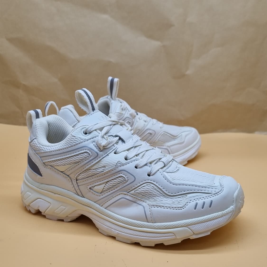 장미쉘 바스키아 여성운동화240  상품이미지1