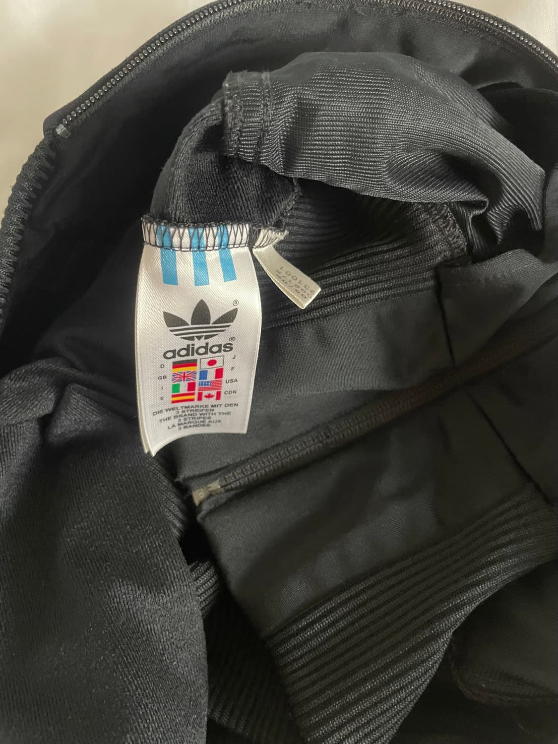 일본 빈티지 아디다스 미씨엘리엇 리스펙트미 올블랙딱붙크롭저지 상품이미지4