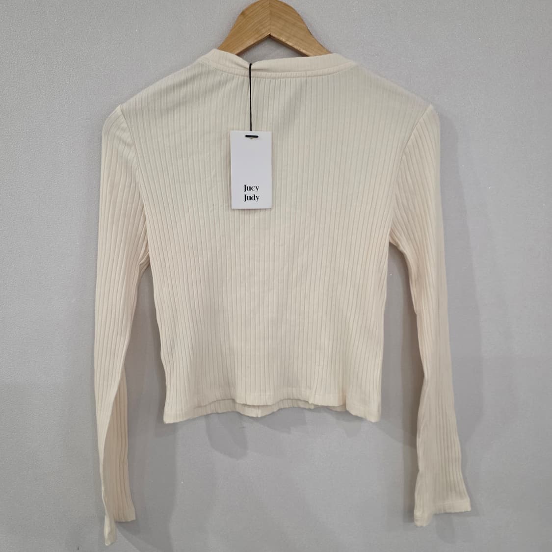 쥬시쥬디 크롭 니트 아이보리 85(새상품) 상품이미지6