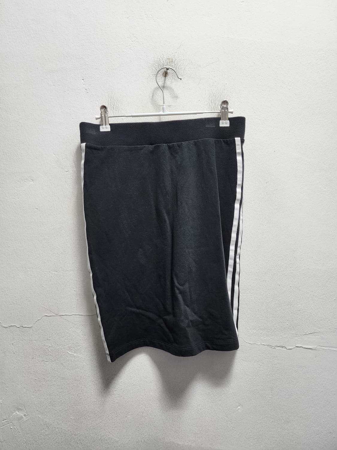아디다스 삼선 스커트  상품이미지2