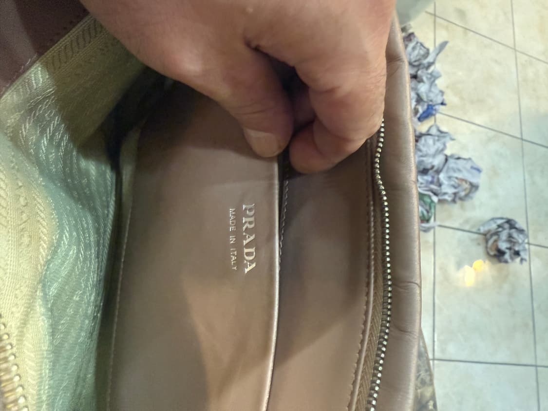 정품 프라다 다이어그램 퀄팅 클러치 크로스백 팝니다 상품이미지7