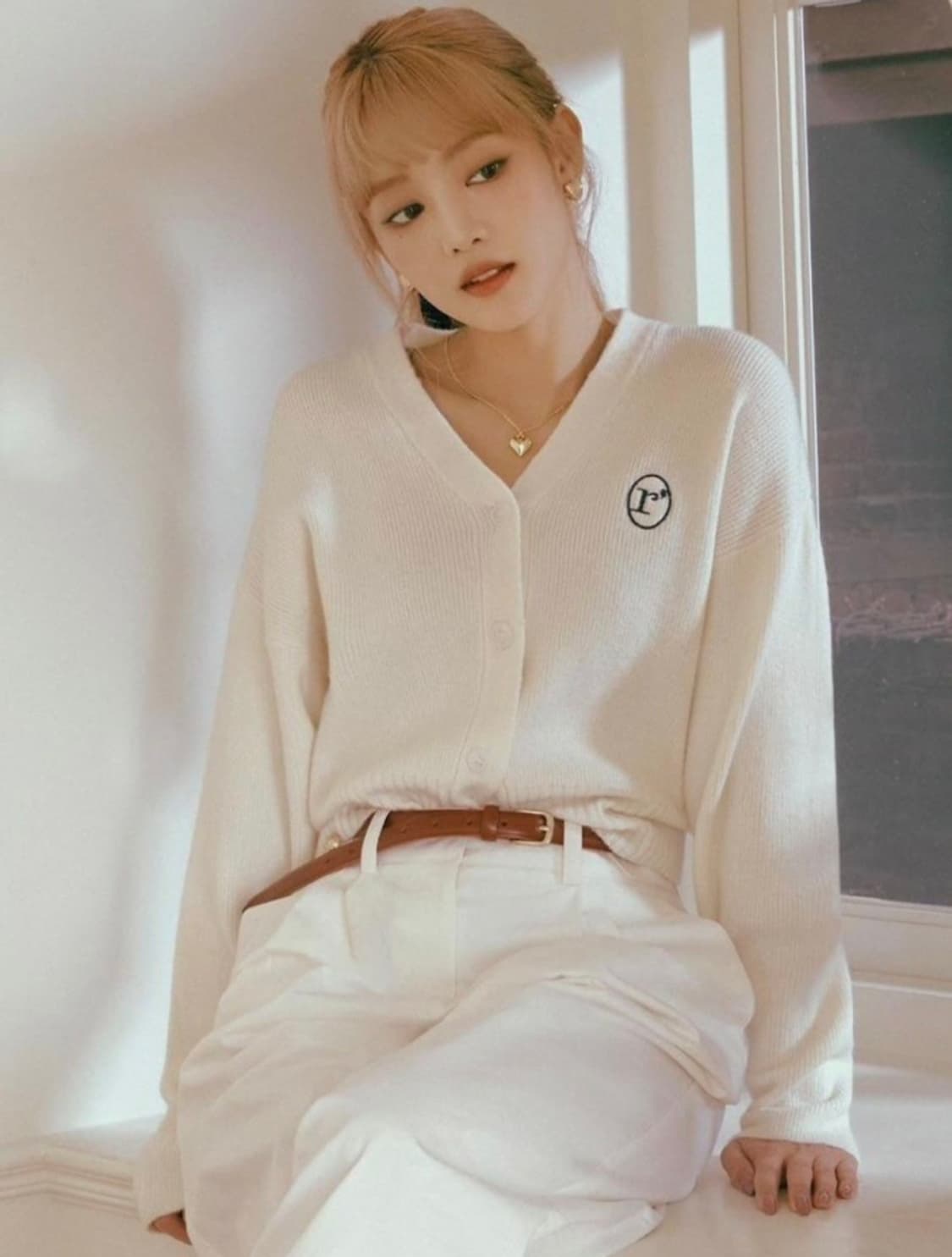 로라로라 가디건 새상품 (민니 착용) 상품이미지1