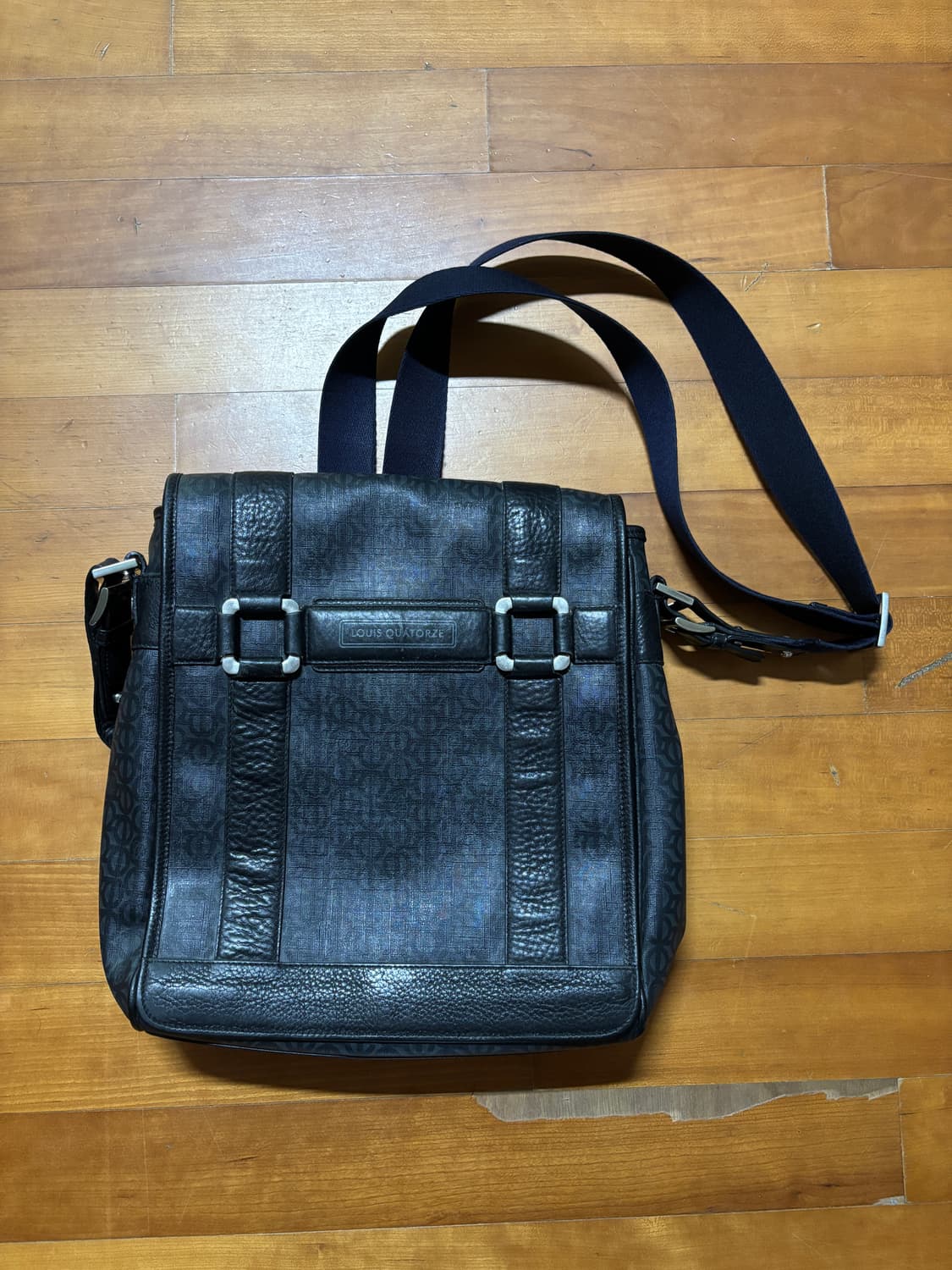 vintage louis quatorez leather mail bag 상품이미지1