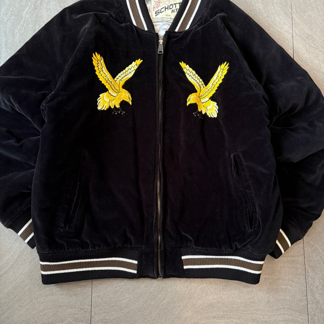 쇼트 NYC 수베니어 벨벳 스카잔 자켓 상품이미지4