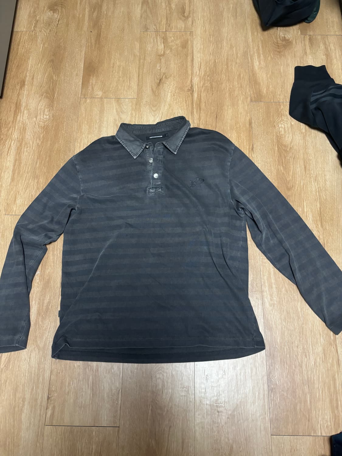 해칭룸 폴로티 3사이즈 판매 상품이미지2