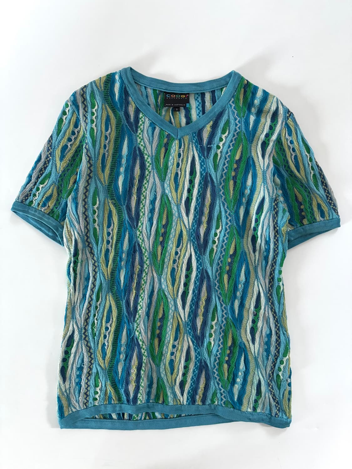 COOGI 쿠지 오스트레일리아 멀티컬러 3D 케이블 니트 브이넥 숏 슬리 상품이미지2