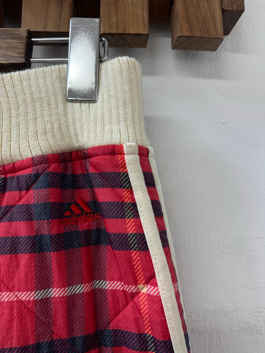일본빈티지 아디다스 체크 퍼 트리밍 퀼팅 패딩 타탄 체크 스커트  상품이미지5