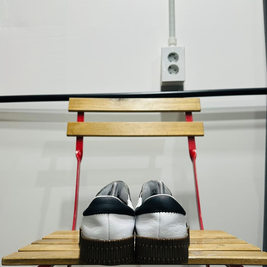 245) 아디다스 운동화 여성 여자 신발 삼바 클라우드 화이트 블랙 상품이미지5