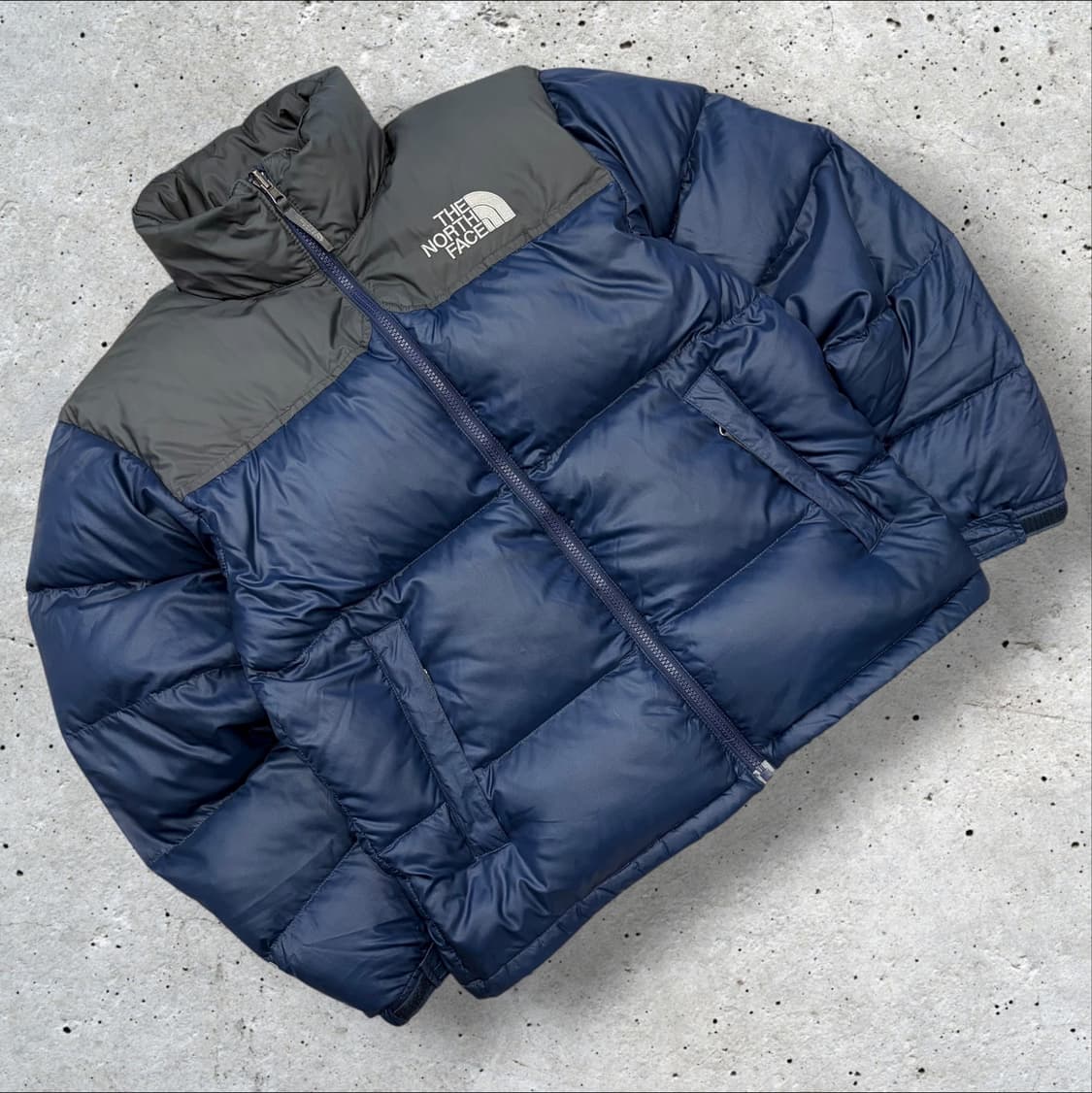 [S] 08s 노스페이스 700 눕시 구형 패딩 네이비/그레이 B341 상품이미지1