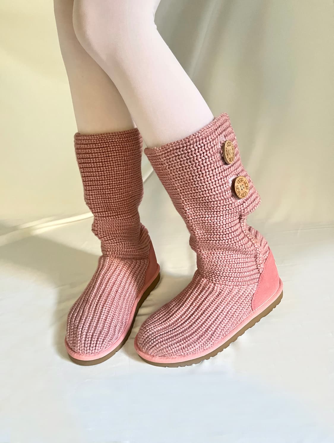 Ugg 어그 베이비 핑크 버튼 부츠 상품이미지3