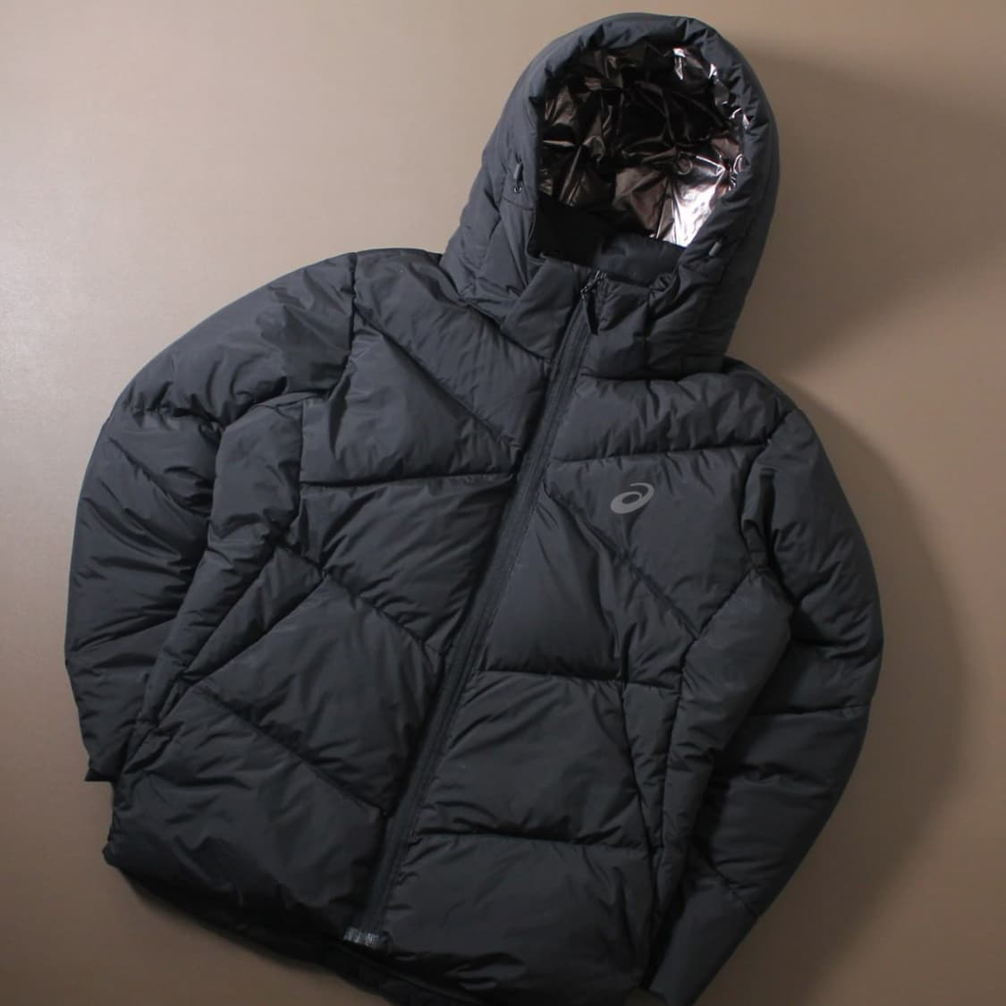 Asics 아식스 구스 다운 블랙 패딩 상품이미지2