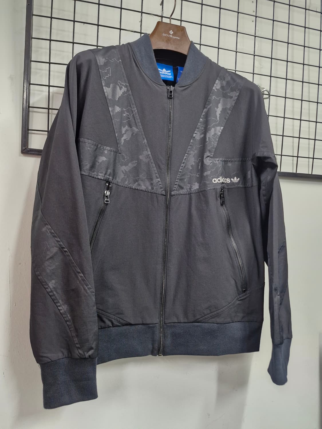 100L 아디다스 기능성 모던 자켓. 상품이미지2