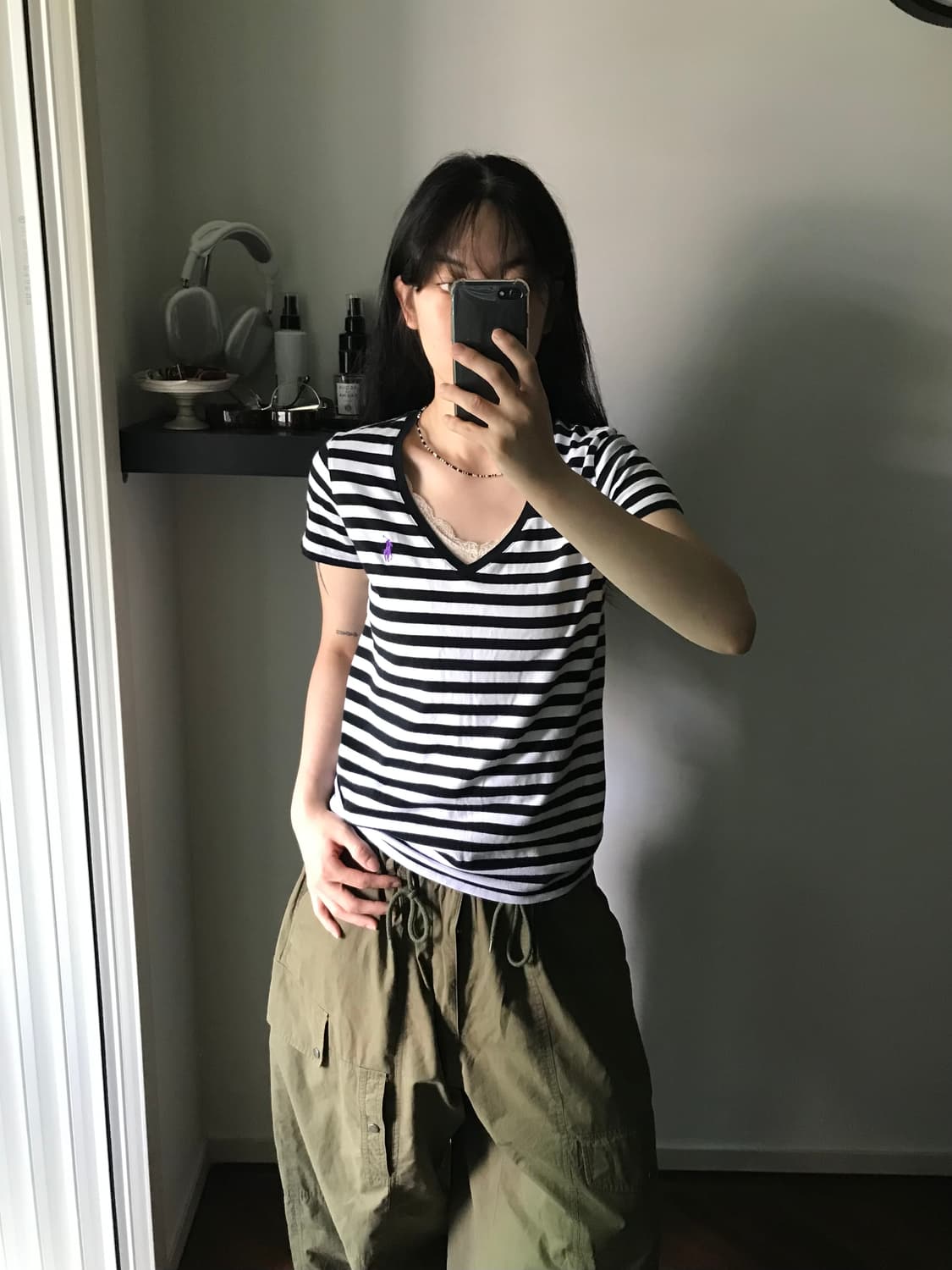 폴로 랄프로렌 포니 로고 스트라이프 브이넥 반팔티 상품이미지4