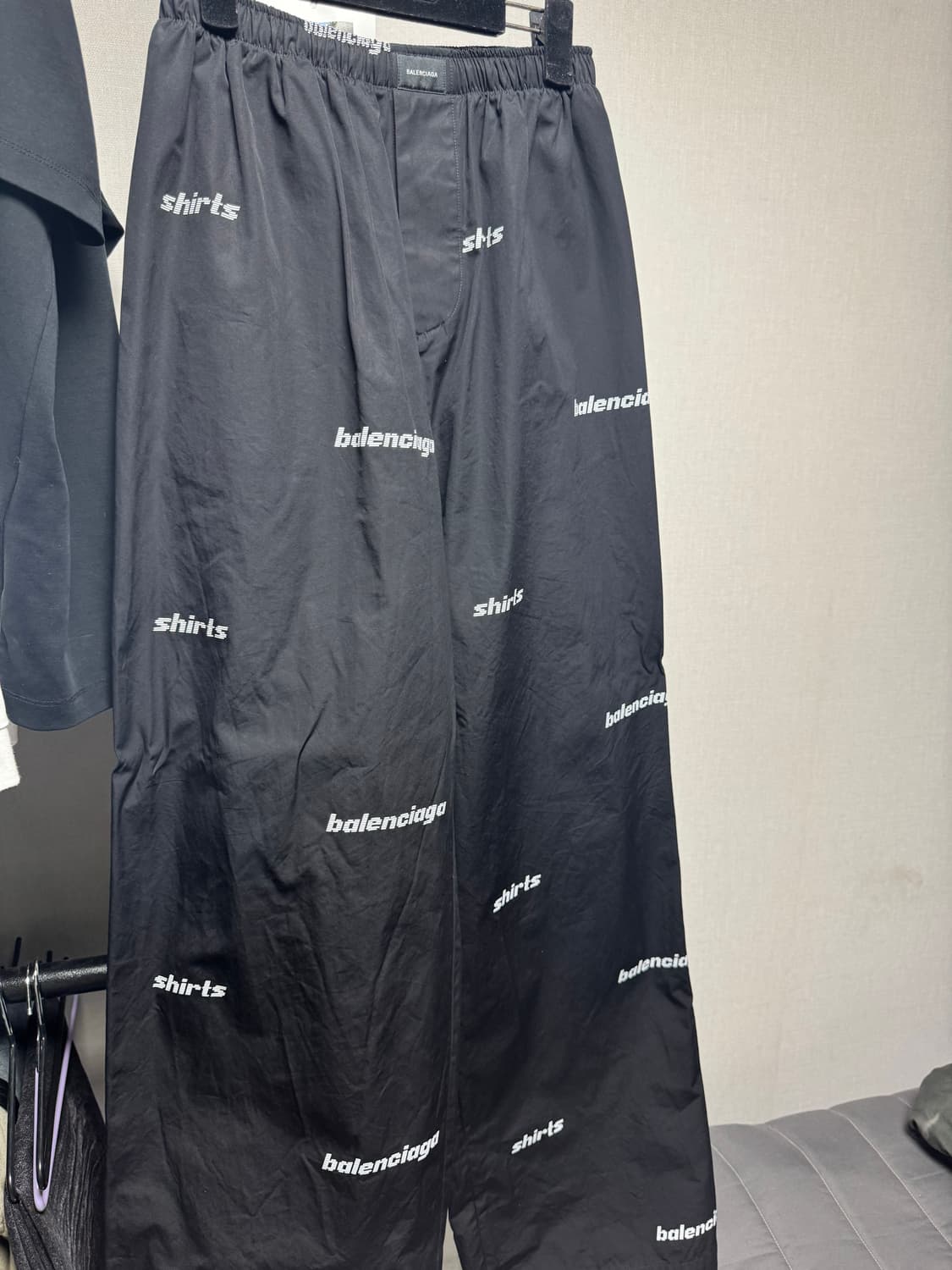 발렌시아가 레터링 팬츠 size 44 상품이미지1