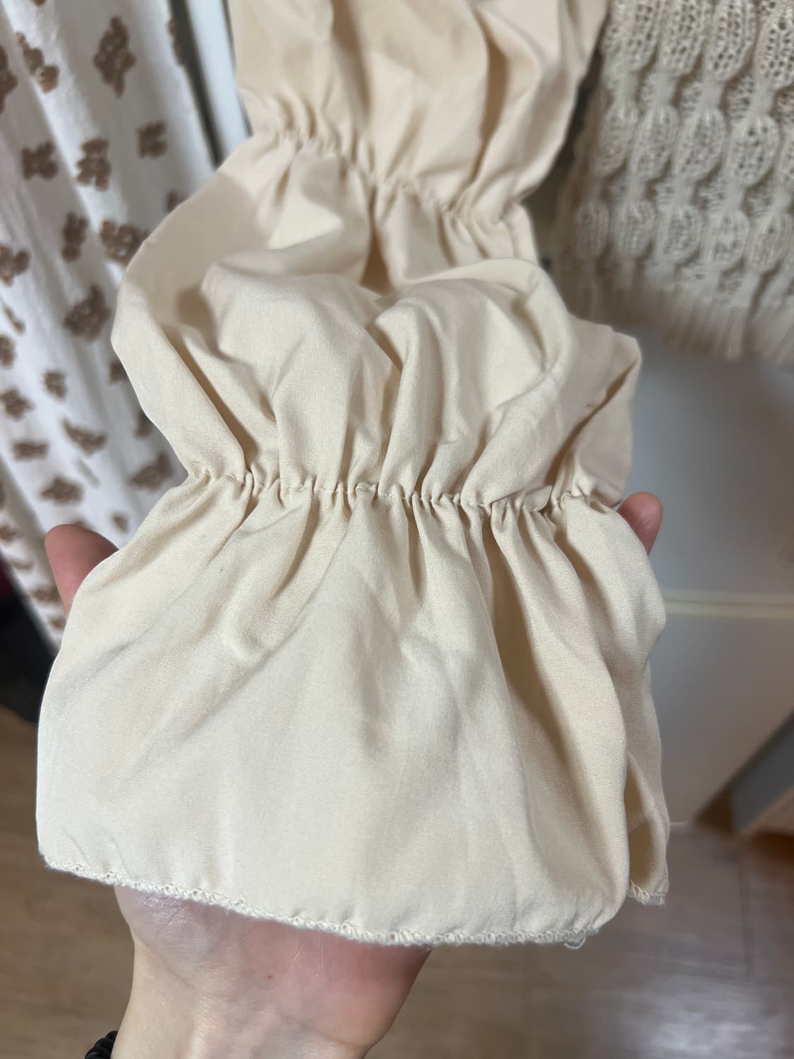 아이보리 니트 크롭 블라우스 상품이미지4