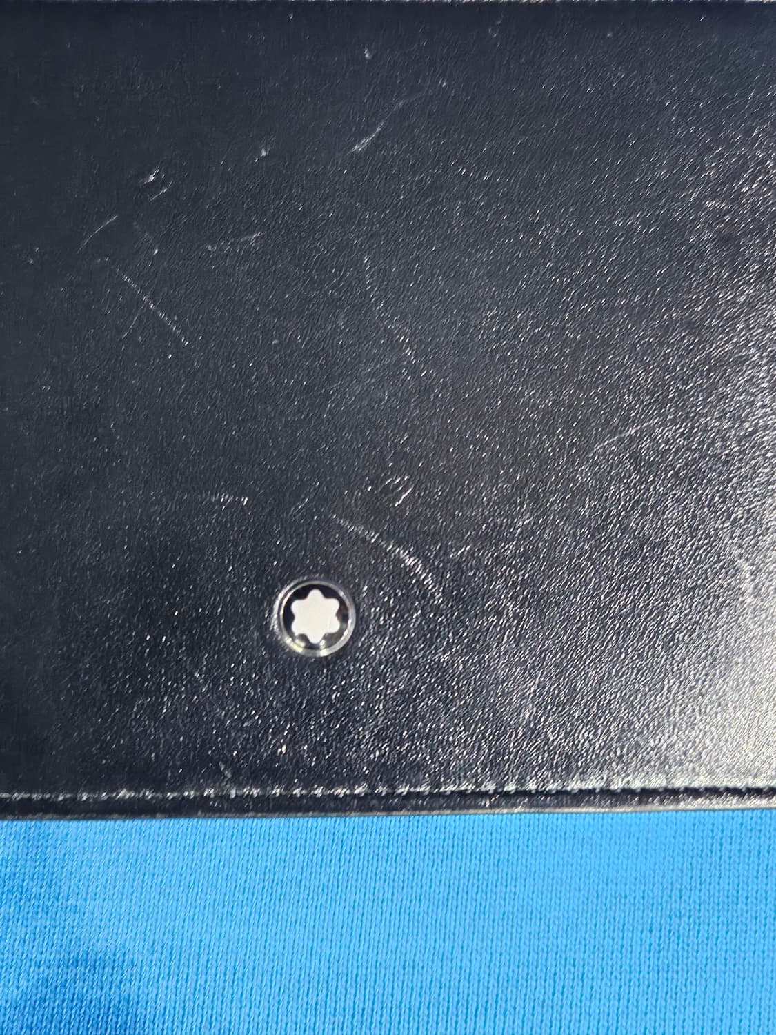 몽블랑 블랙컬러 남성 반지갑 상품이미지4