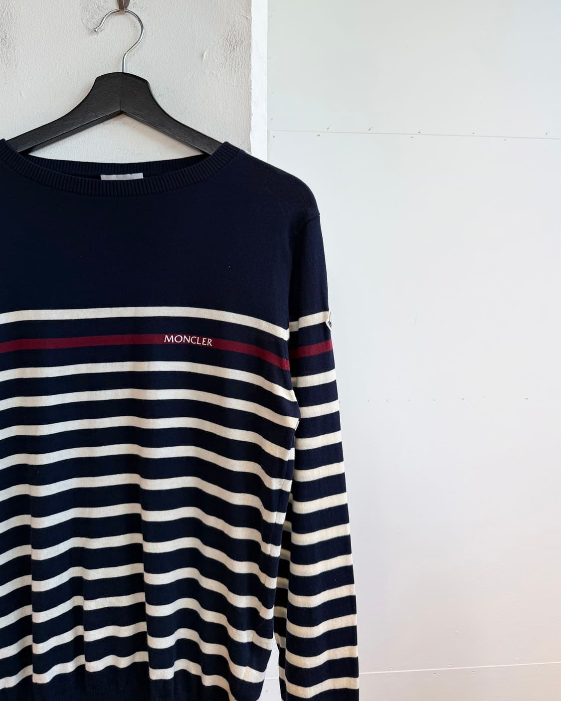 몽클레르 네이비 스트라이프 크루넥 니트  상품이미지4