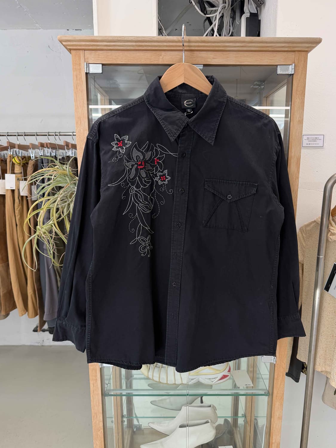 embroidered shirts  상품이미지1