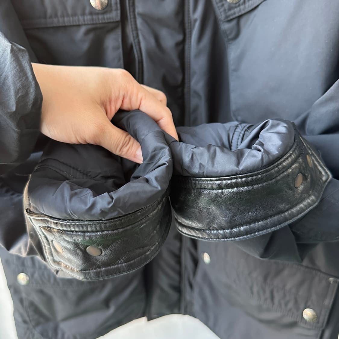 폴로 랄프로렌 소가죽 트림 벨티드 패딩 필드 자켓 블랙 XL 상품이미지5