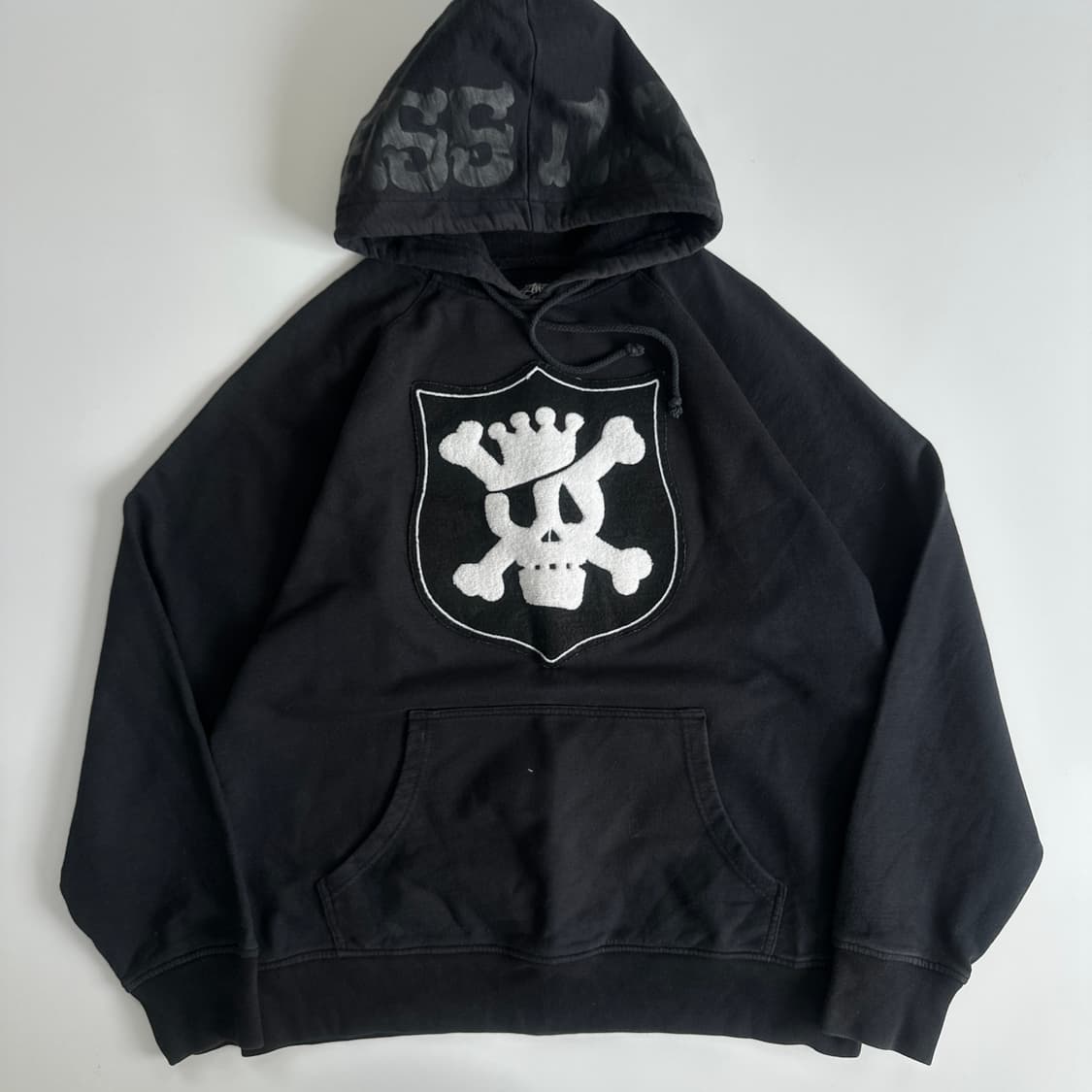 Stussy 스투시 90‘s 스컬 쉴드 후드티 상품이미지2