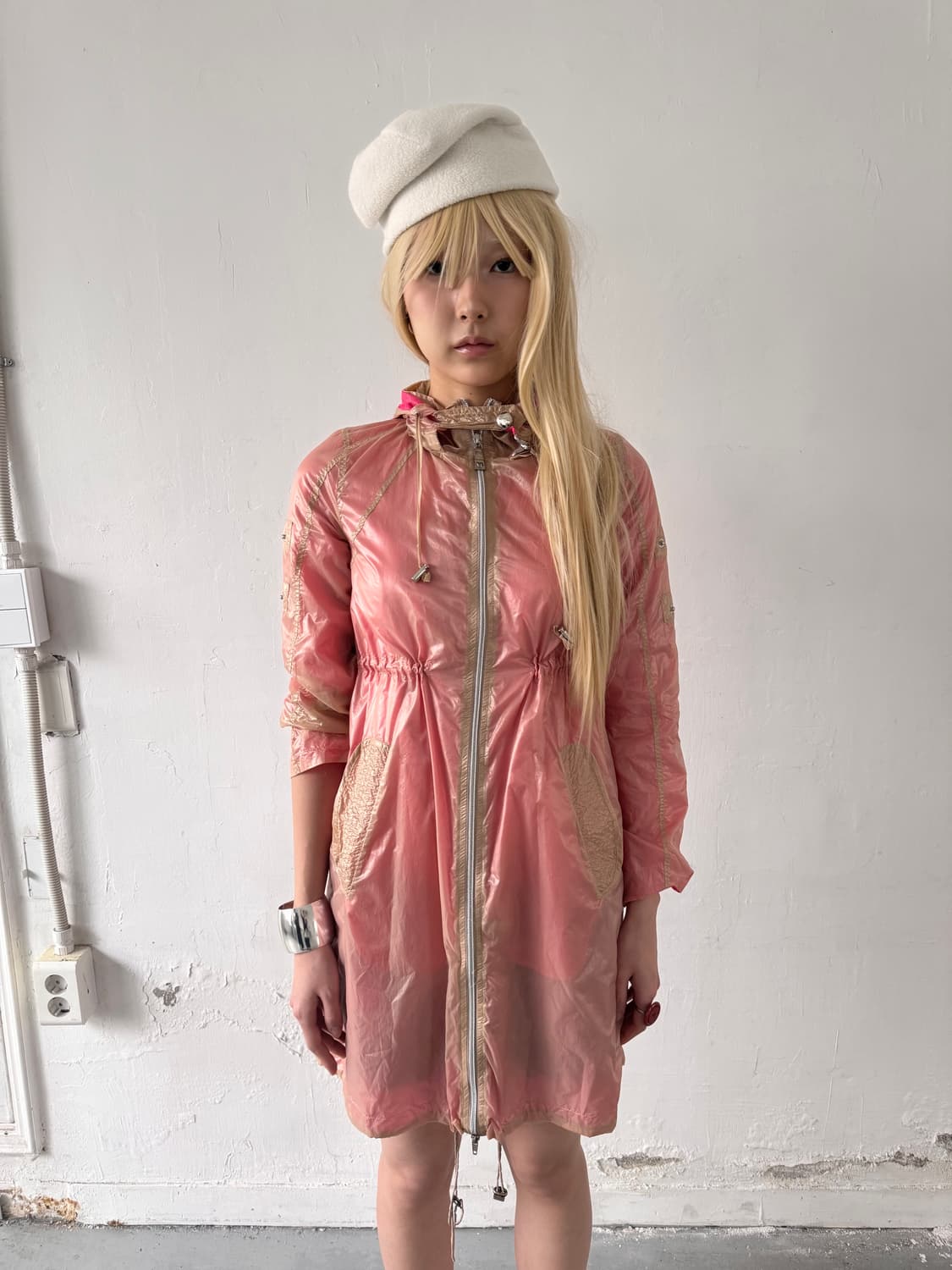 Love Moschino nude pink windbreaker 상품이미지1