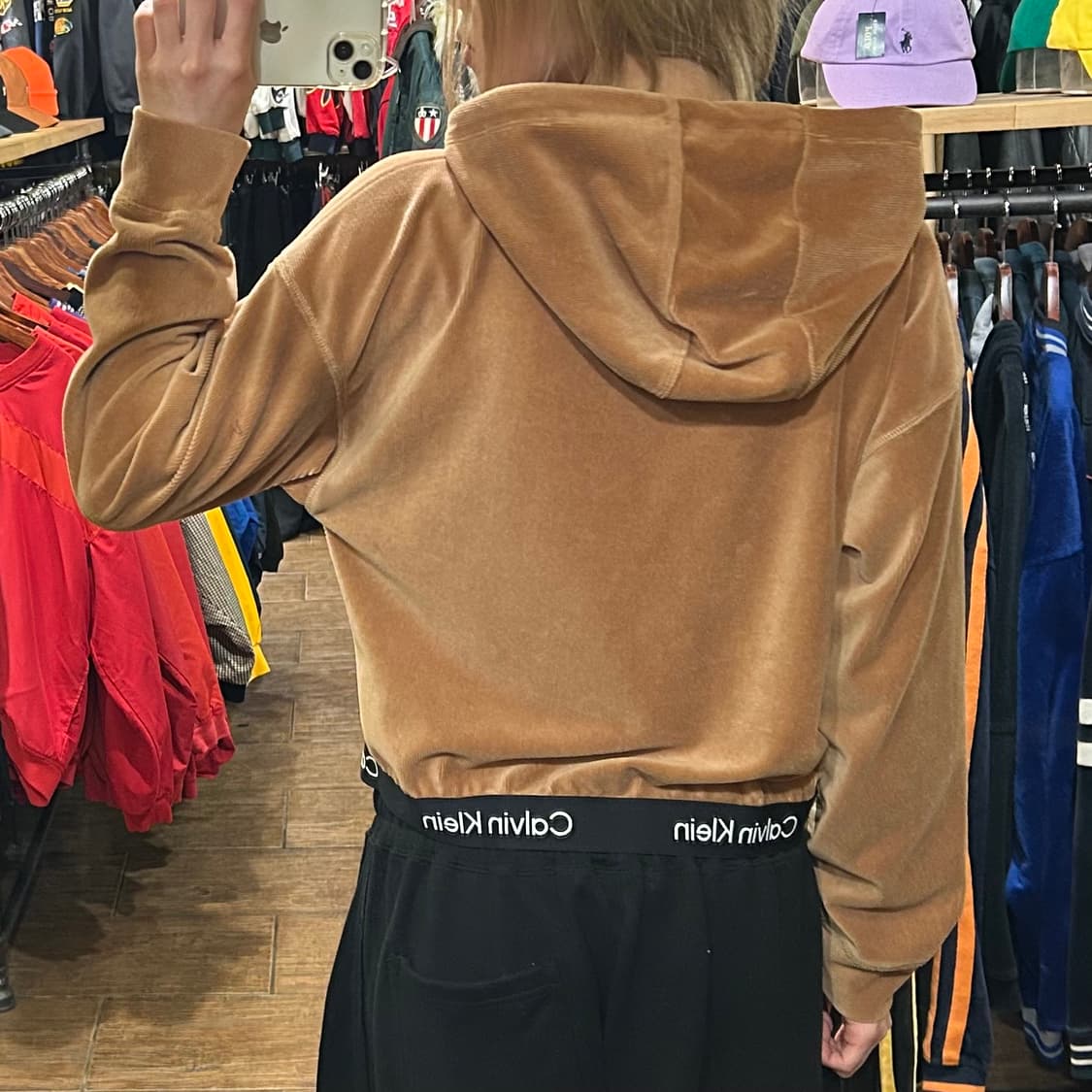 [HI] 캘빈 클라인 세미 크롭 골덴 후드티 브라운  상품이미지5