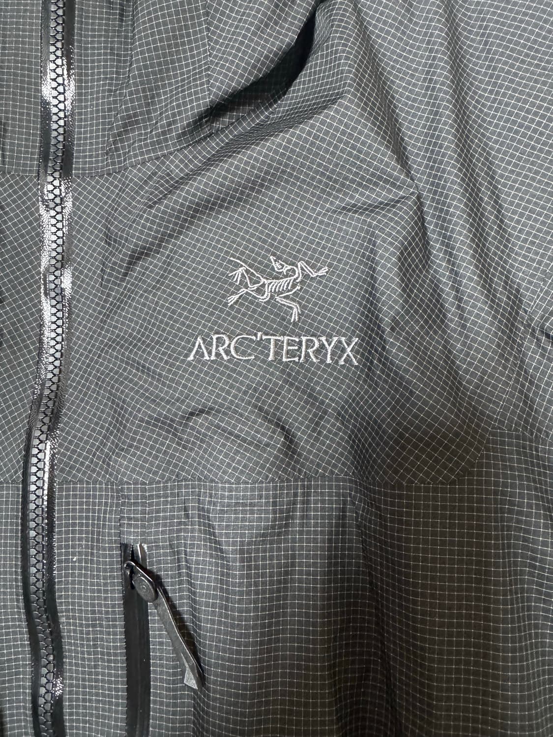 아크테릭스 알파 파카 라이트웨이트 상품이미지2