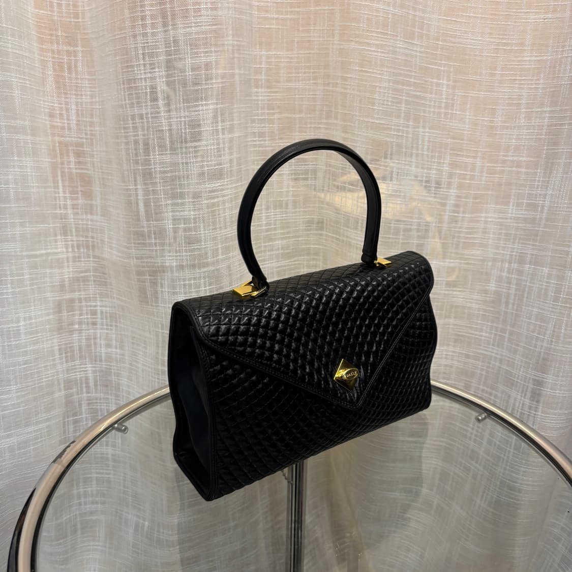 정품 발리 램스킨 탑핸들백     상품이미지2