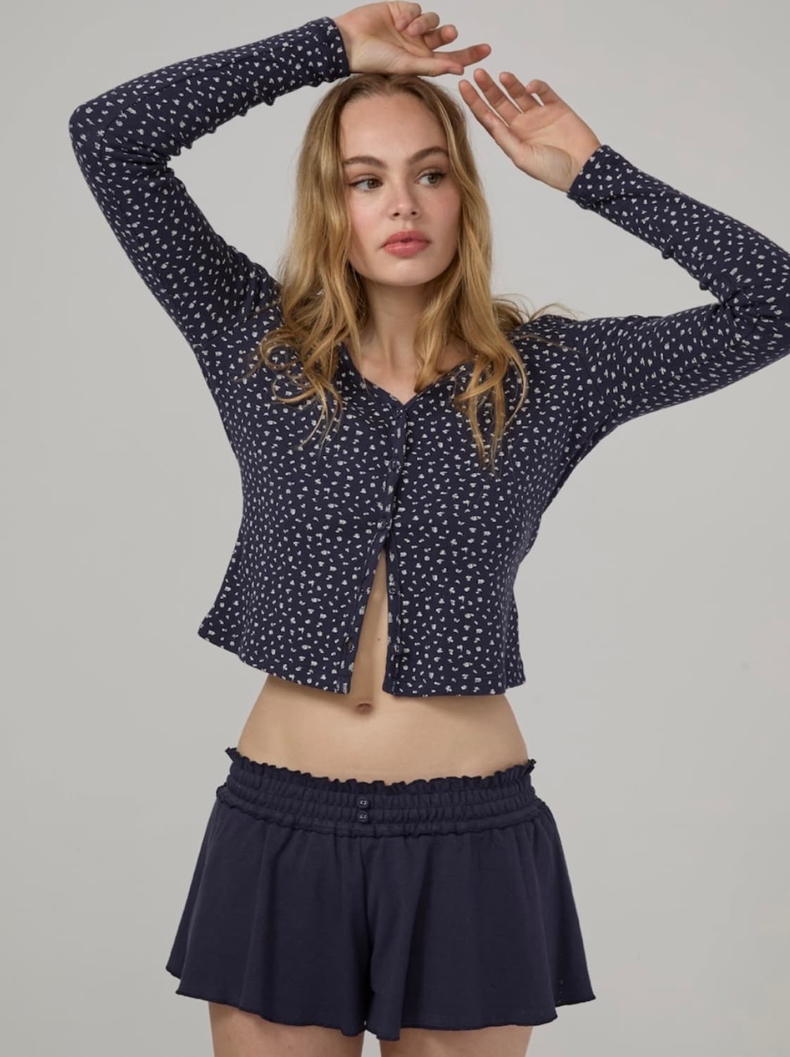 글로니 PROVINCE EYELET CARDIGAN 상품이미지1