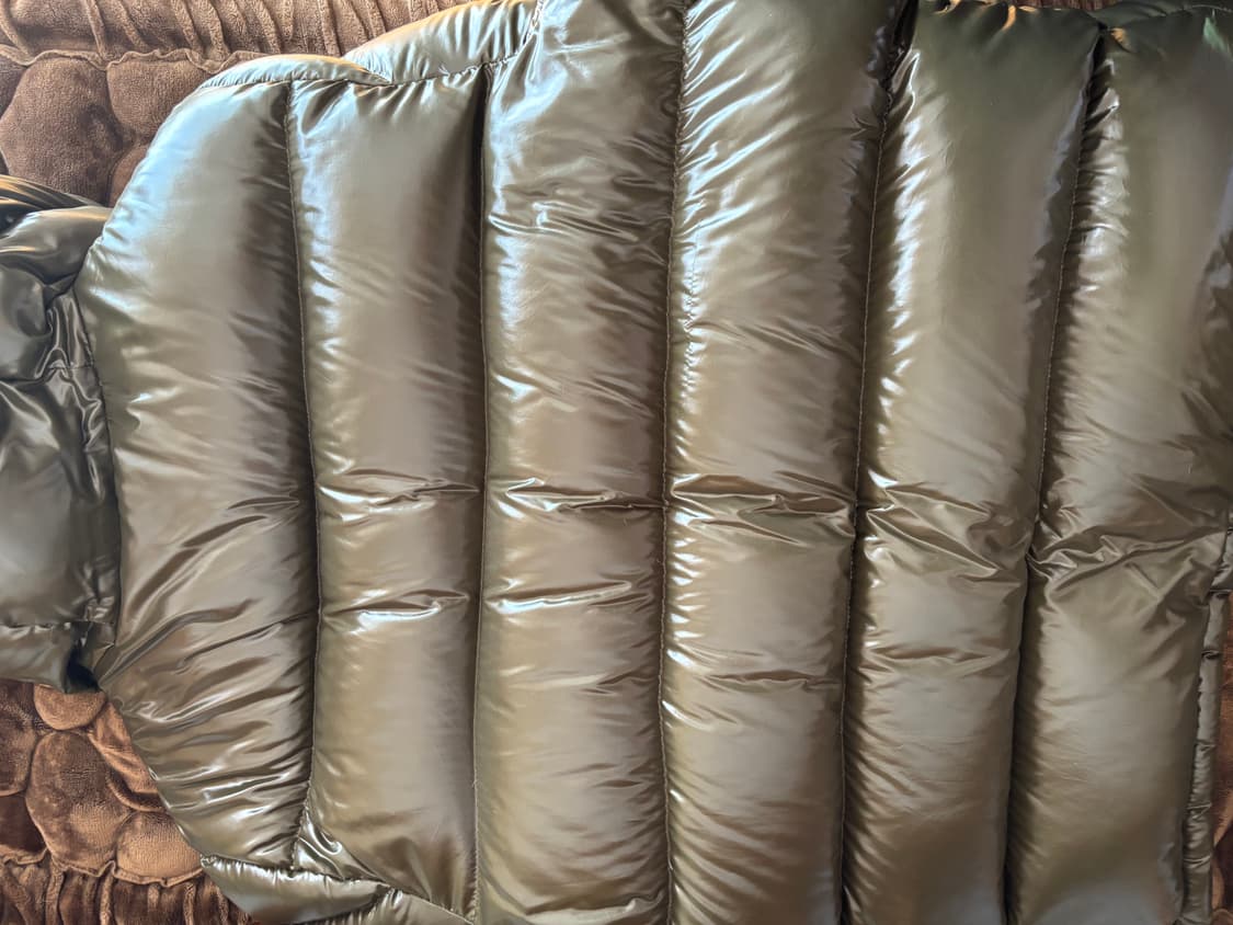 [M] 폴로 유광패딩 판매합니다 상품이미지7