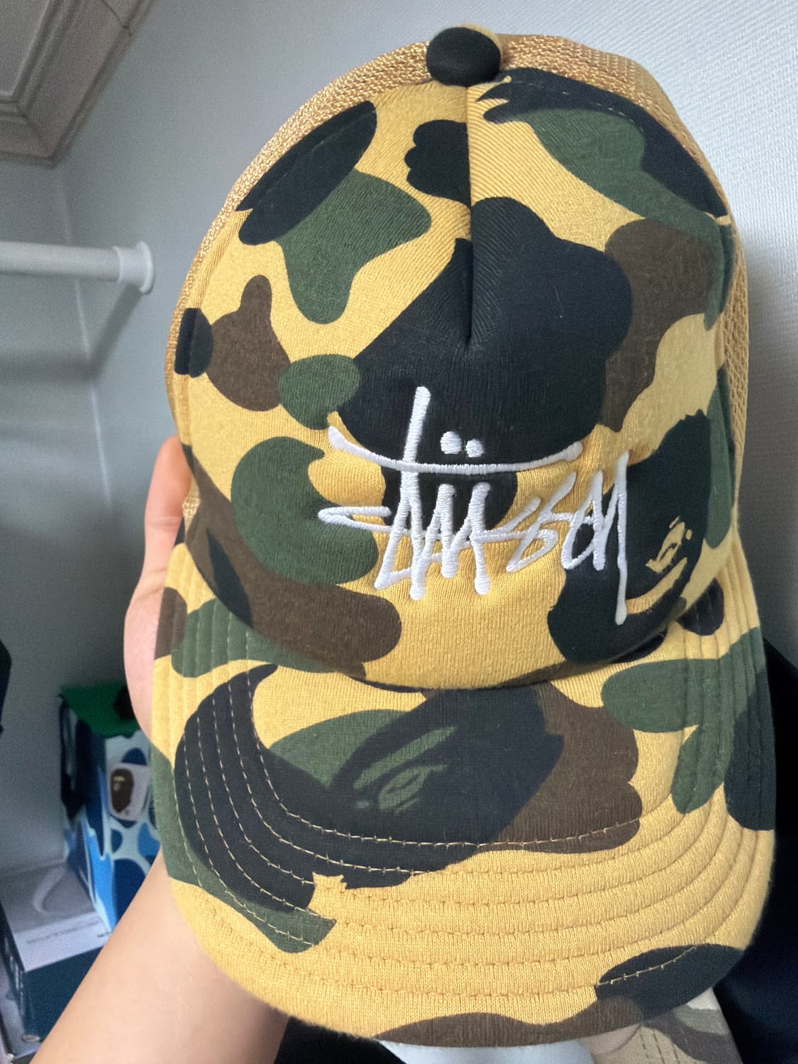 베이프 스투시 20주년 콜라보 트러커 캡 상품이미지1