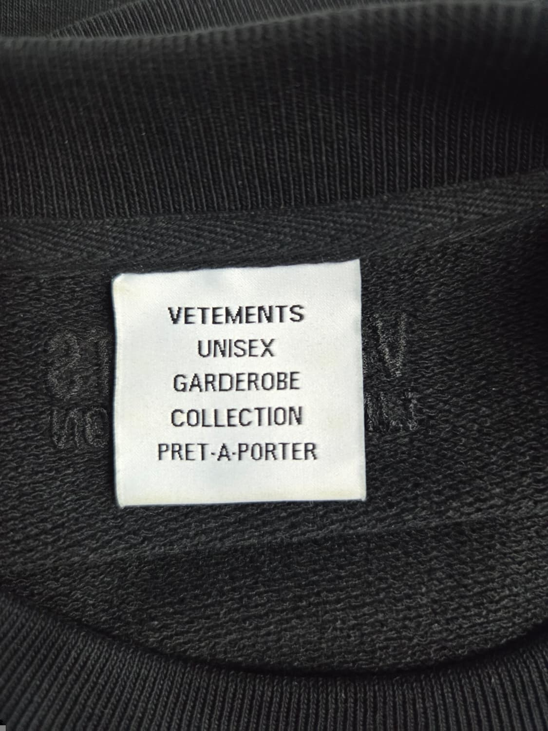 VETEMENTS 베트멍 사이드 테이프 로고 맨투맨 블랙 상품이미지7