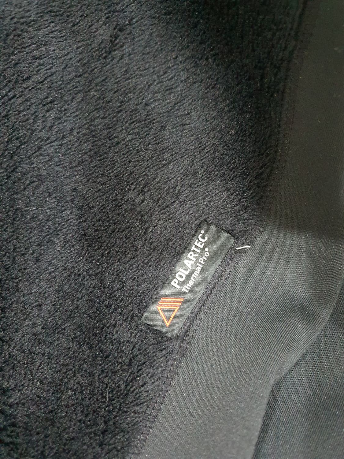 데상트 써마프로 후리스 미들러 상품이미지3