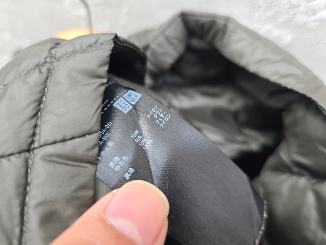 유니클로 셔츠형 경량패딩 상품이미지7