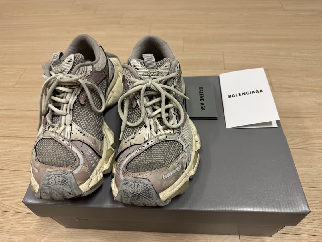 발렌시아가 스테이플러 39 에그쉘 상품이미지1