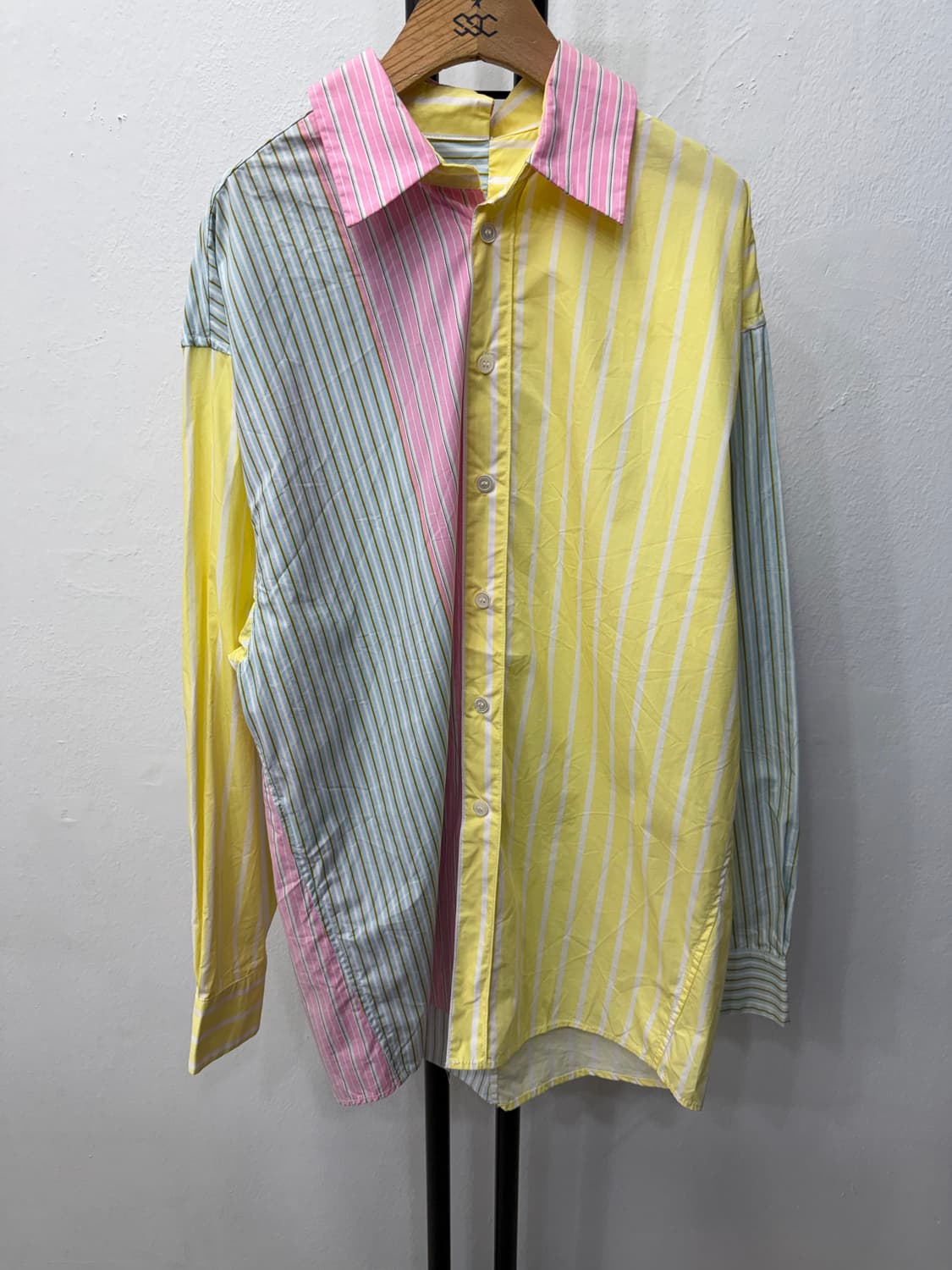 정품) 마르니 여성 오버핏 컬러풀 스트라이프 셔츠 36 상품이미지1