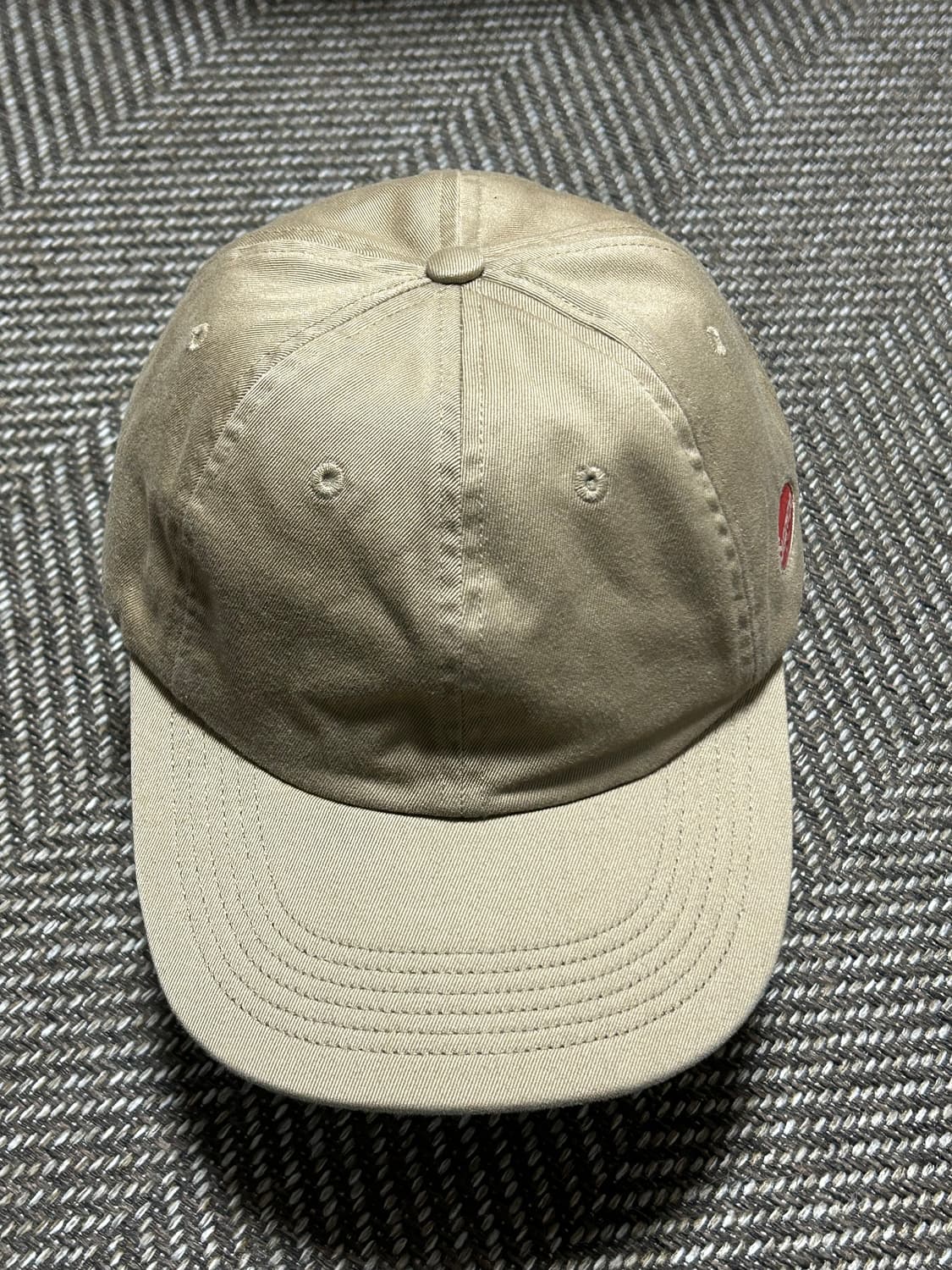 슈프림 베이지 볼캡 상품이미지1