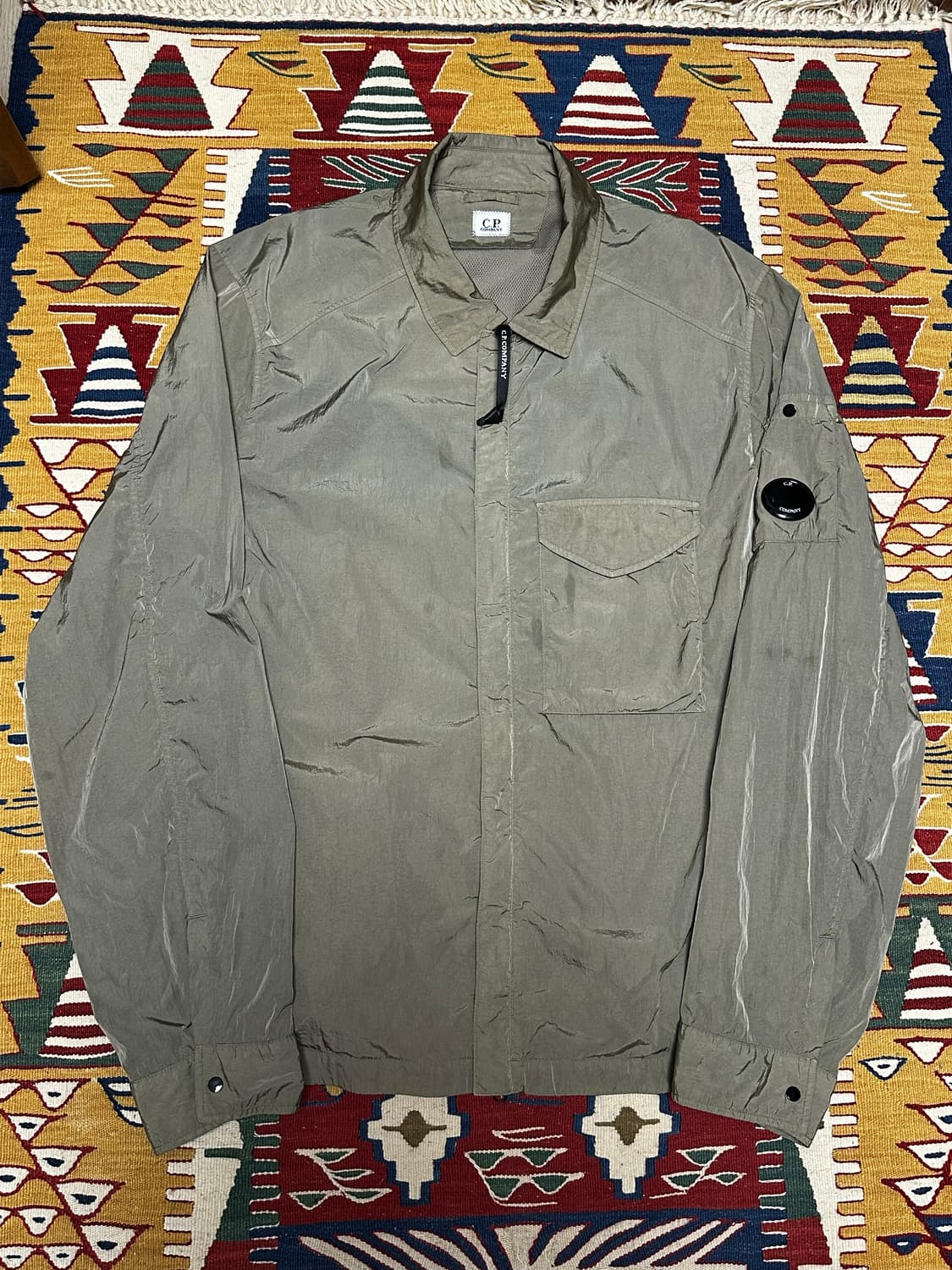 CP컴퍼니 CHROME-R 오버셔츠 XXL 상품이미지1