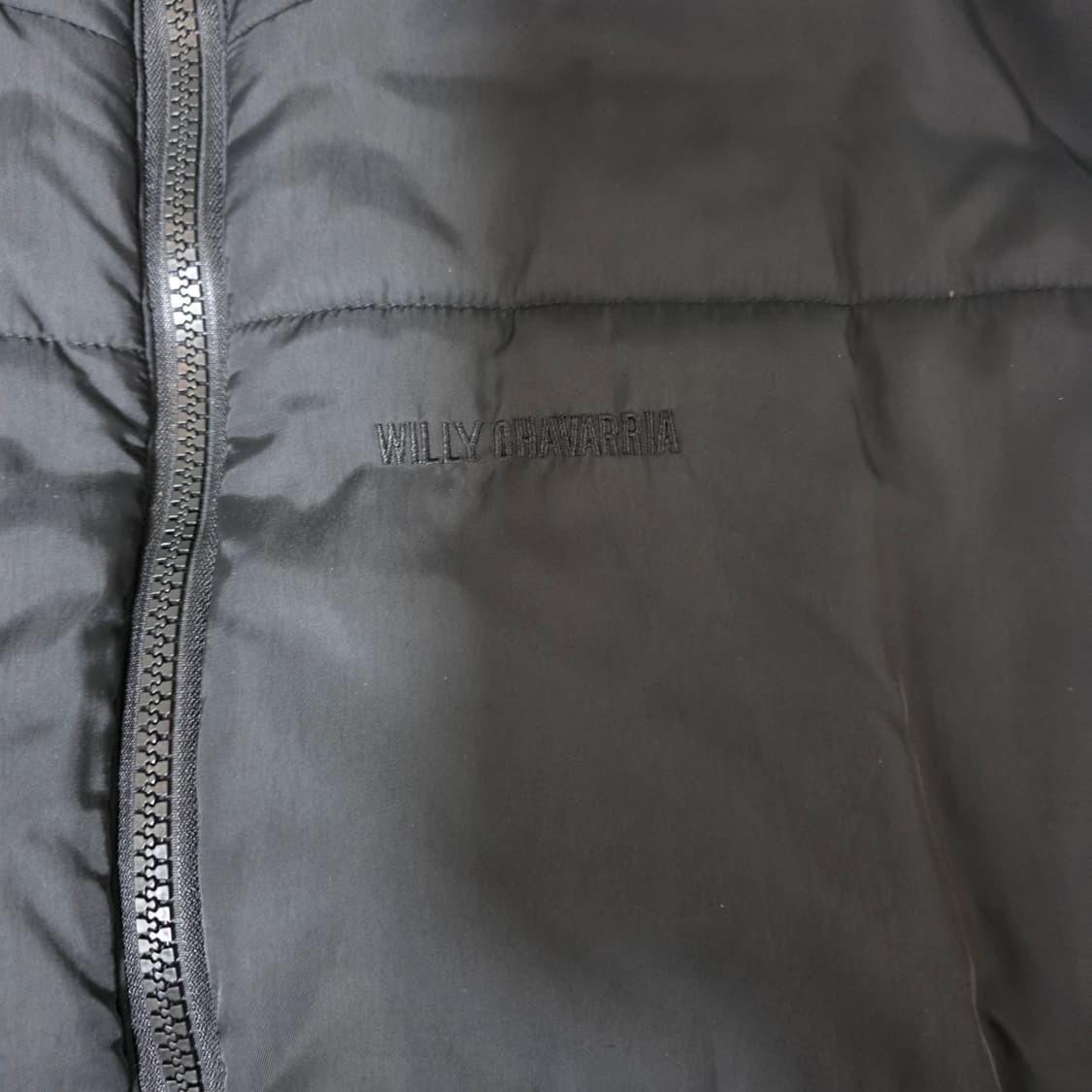 [L] 윌리차바리아 패딩 베스트 블랙 상품이미지2