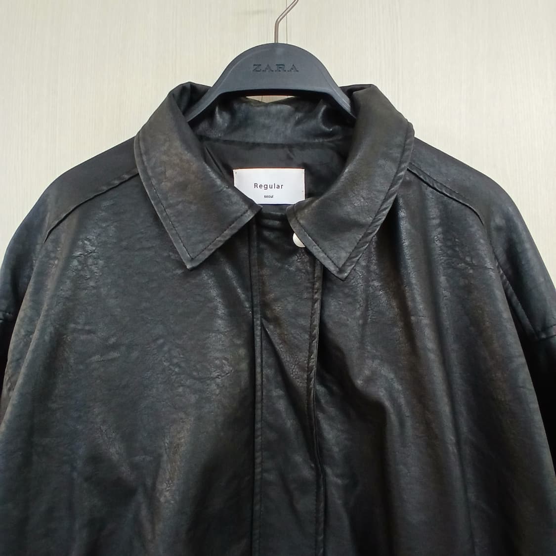 Regular 블랙 레더 자켓 상품이미지2