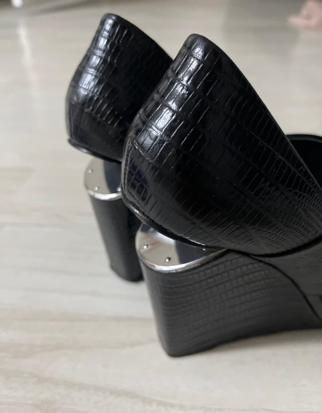 알렉산더왕 실버웨지힐 샌들 블랙 37 상품이미지1