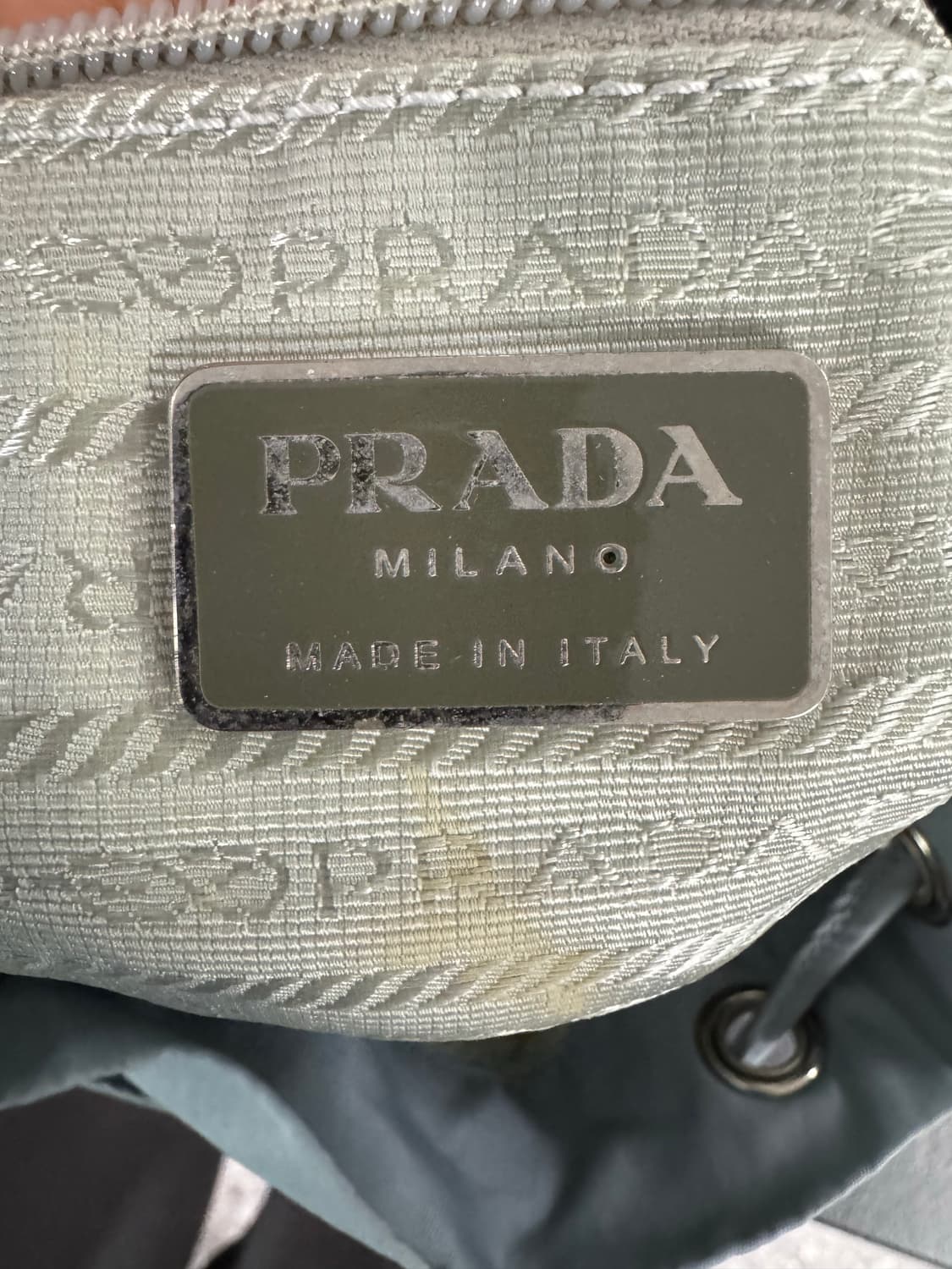 프라다 나일론 라이트 블루실버 백팩 상품이미지6