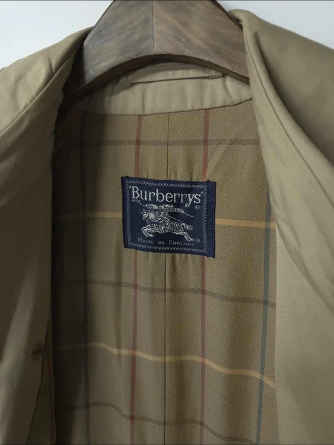 10. 버버리 트렌치 더블코트 ( 여성 66-66반 ) 상품이미지8