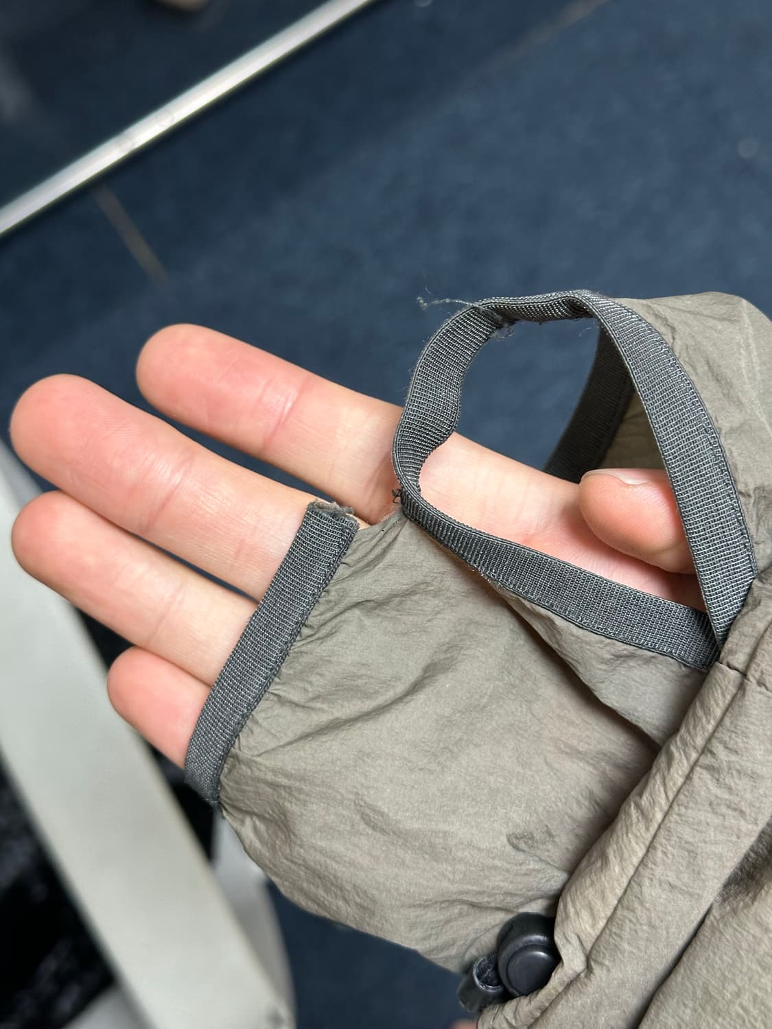 (3) 폴리테루 라후자 1.0 올리브 라이트 후드 자켓 상품이미지3